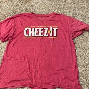 Pop culture cheez-it tee